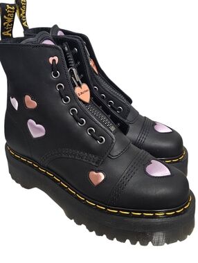 DR MARTENS Sinclair Leather Women's 8 Satin Hearts Platform Boots